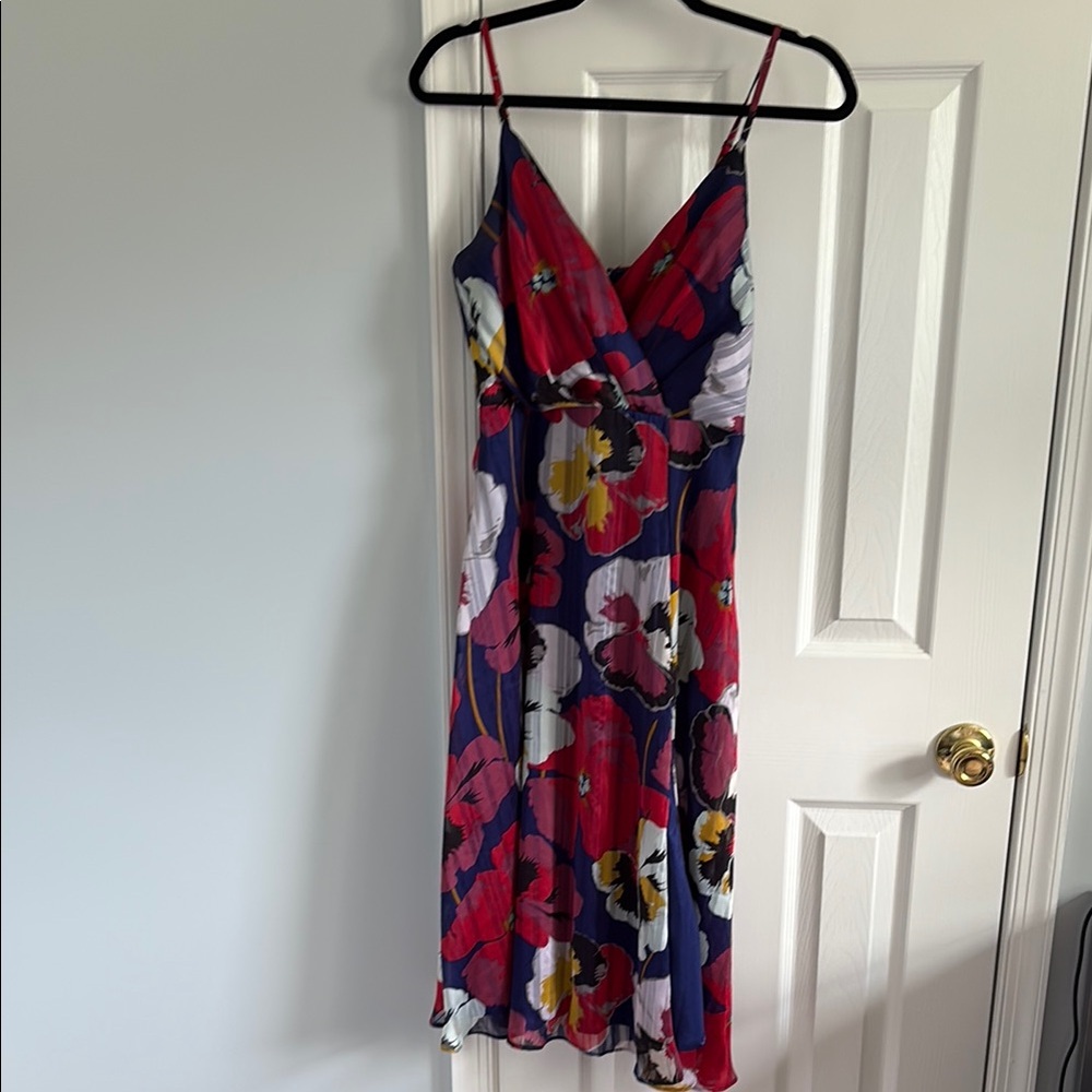 Lulu's Vibrant Floral Waist Defined Midi Dress Size M
